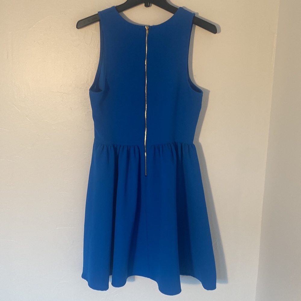 Everly Dress size M - Picture 3 of 3